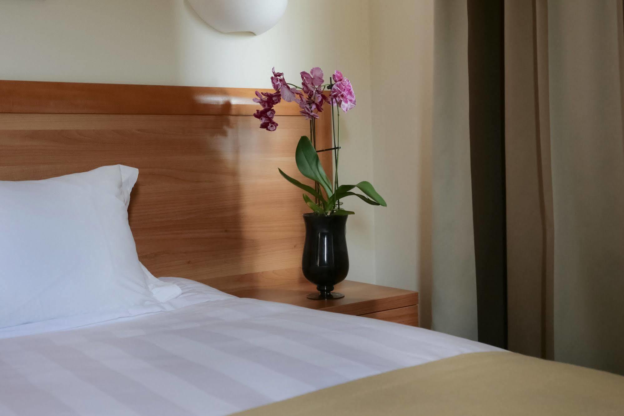 Chloe Luxury Hotel Kastoria Eksteriør billede